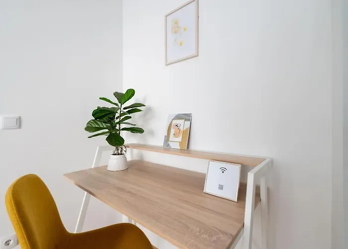 1br Haven With Swift Access By Hm Апартаменти